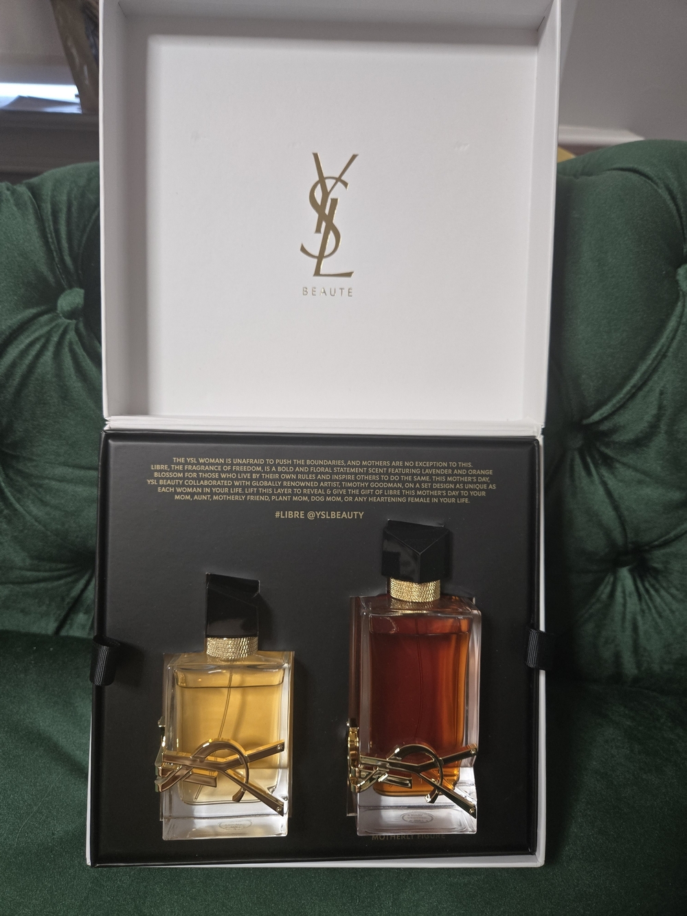 Yves Saint Laurent Orange & Pink Graffiti Heart Canvas Print NEW IN BOX - Picture 2 of 8
